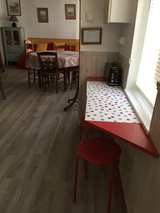 Chez Annette Apartment องเฟลอร์ ภายนอก รูปภาพ